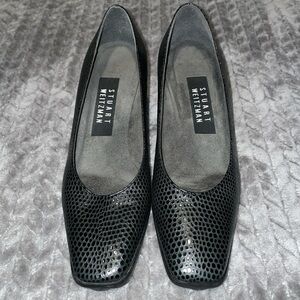 Stuart Weitzman Elegant Black Leather Women's Block/Chunky Heels. Size 6.